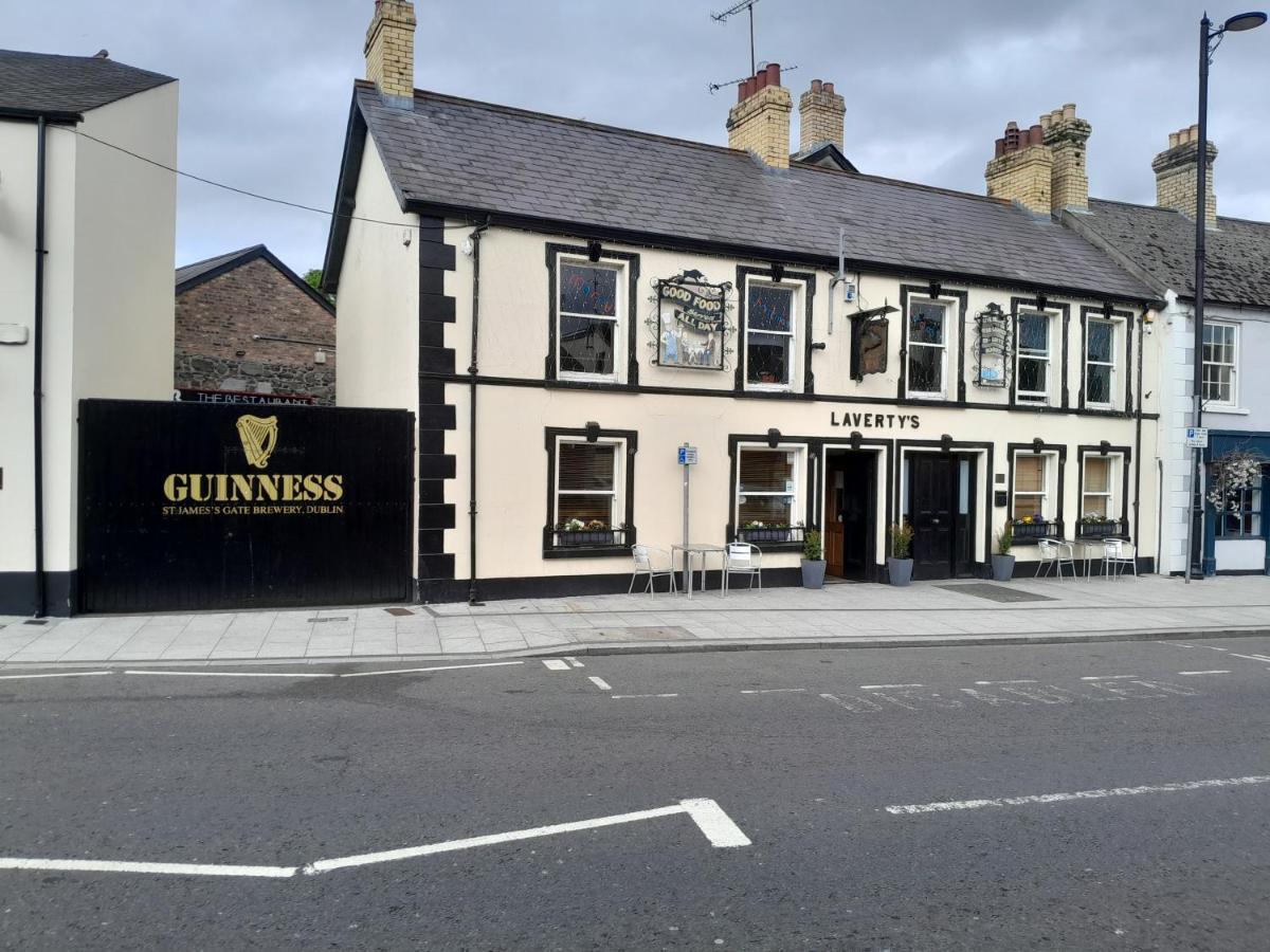 Laverty'S - The Black Bull Inn Randalstown Exterior photo